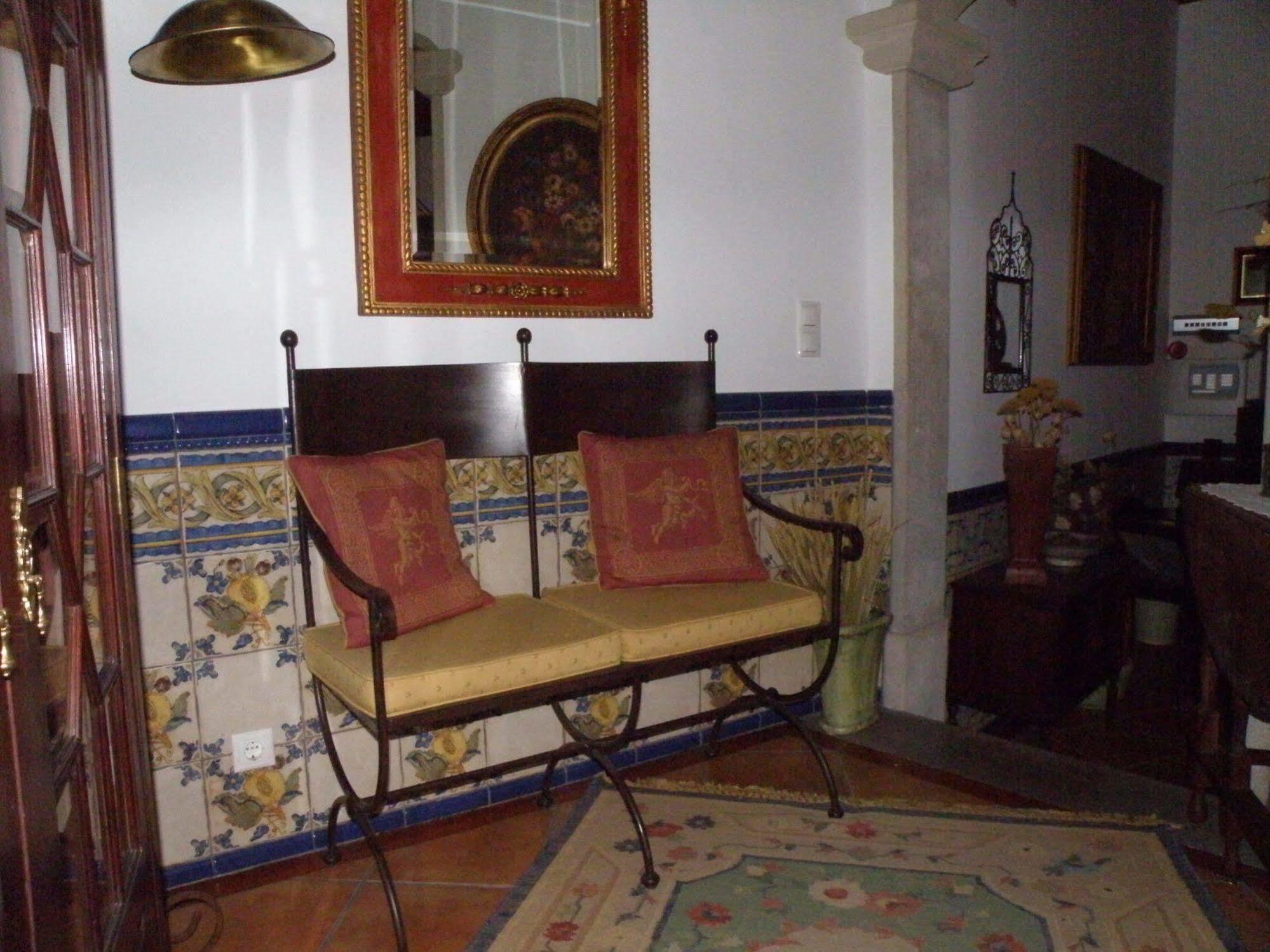 Casa De S. Thiago De Obidos Hotel Exterior photo